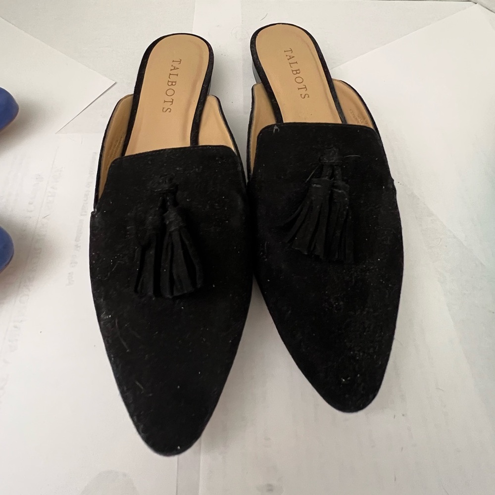Talbots slides.  Size 6.5